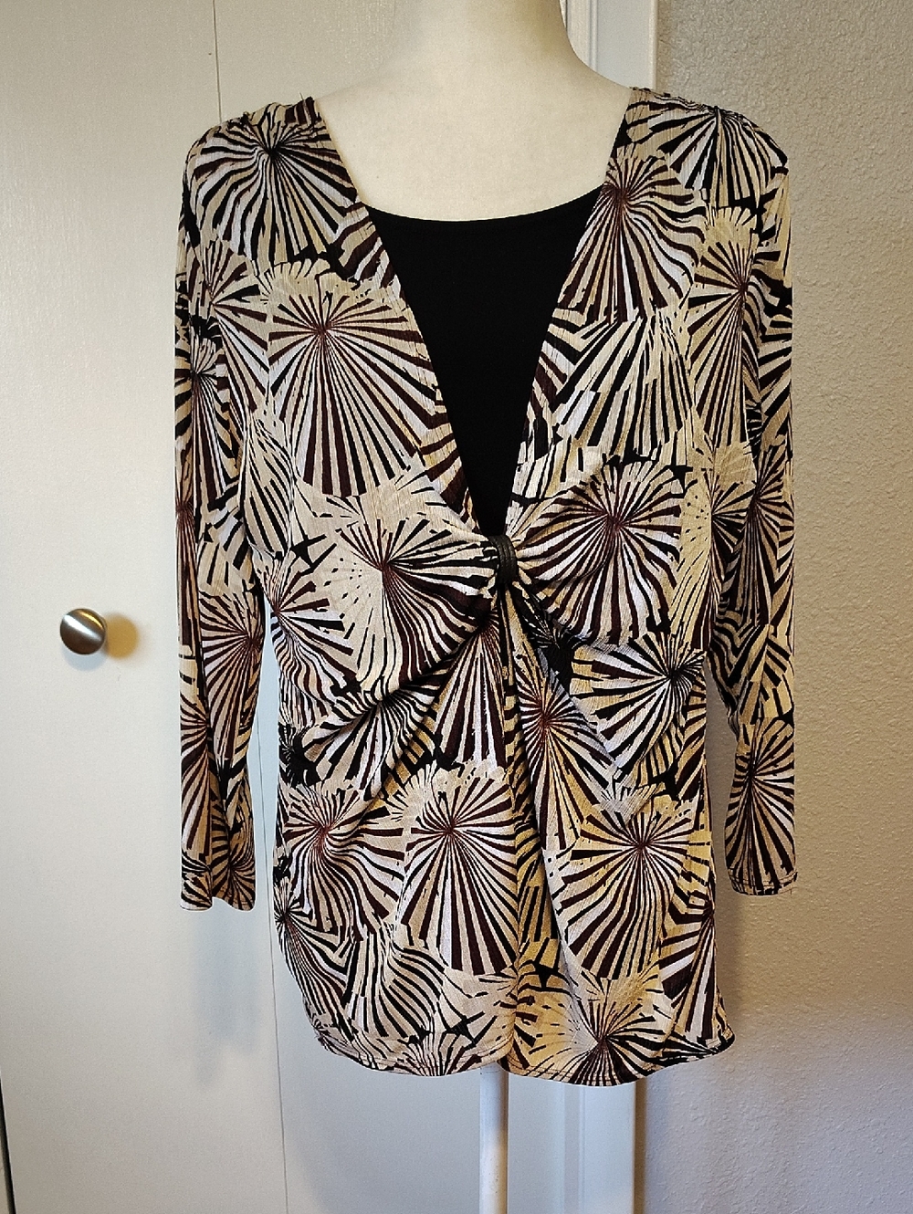 Notations Layered Top - L - Picture 3 of 11